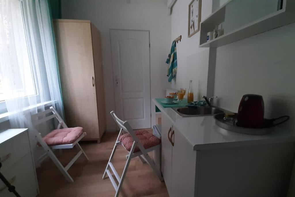 Przytulny Pokoj W Zacisznej Okolicy Z Lazienka Wspolna Dla Dwoch Pokoi سوبوت المظهر الخارجي الصورة